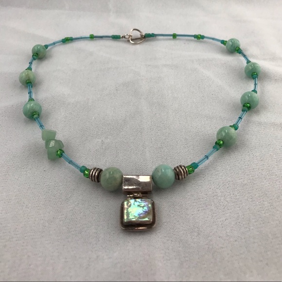 Jewelry - Vintage Handmade Abalone Pendant Jade Necklace M